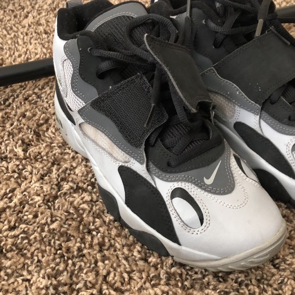 Nike Air Speed Turfs - Picture 10 of 12